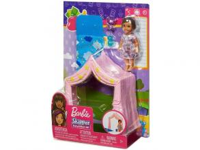 Barbie FXG97 - Skipper Babysitters Inc. Schlafenszeit-Spielset, mit Kleinkind-Puppe, Zelt und Schl